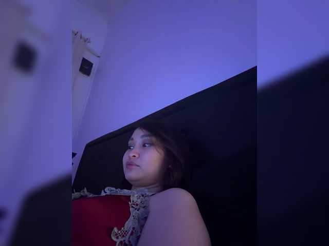 RozyBlack live cam on BongaCams