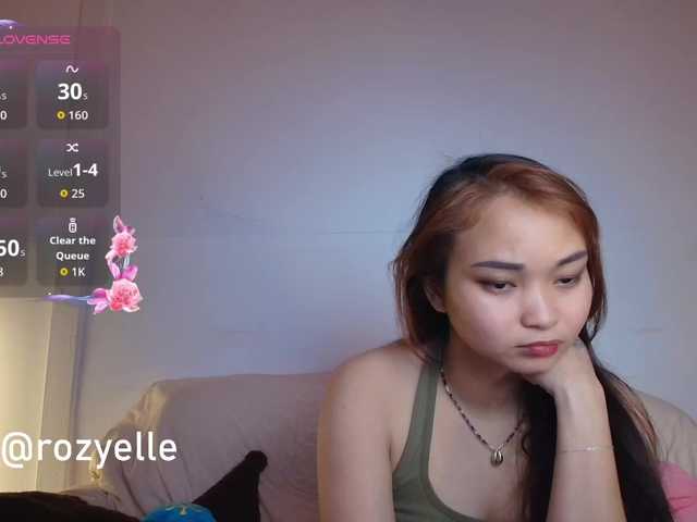 RozyBlack live cam on BongaCams