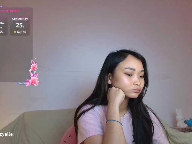 RozyBlack live cam on BongaCams