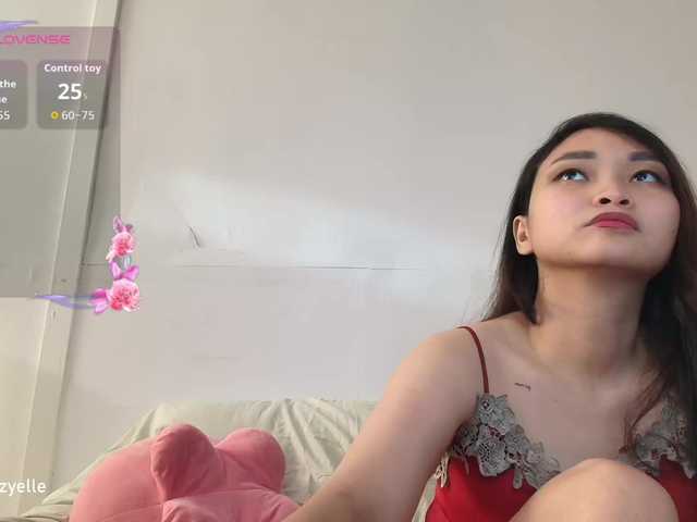 RozyBlack live cam on BongaCams