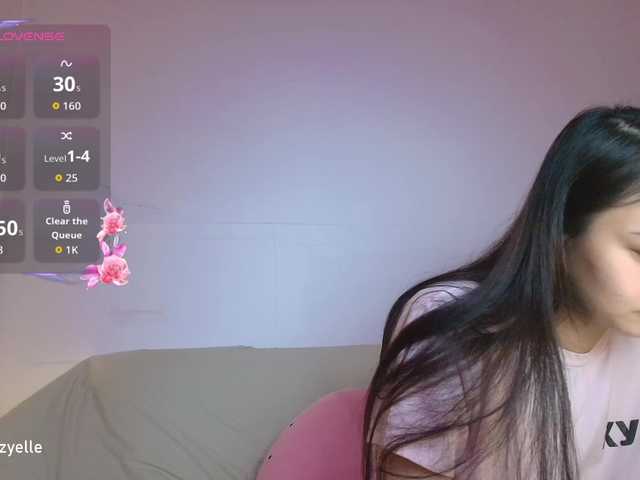RozyBlack live cam on BongaCams