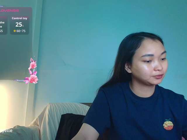 RozyElle live webcam show