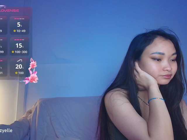 RozyBlack live webcam show