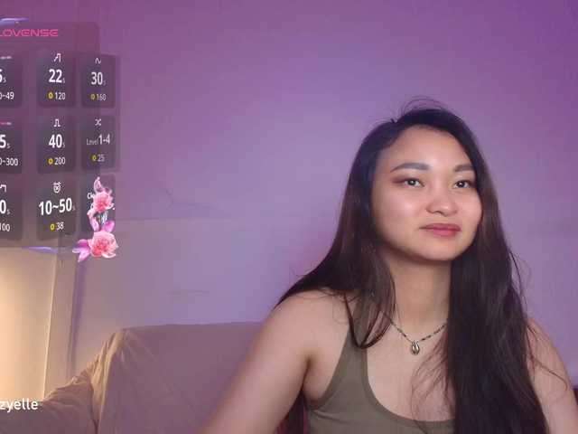 RozyBlack live webcam show