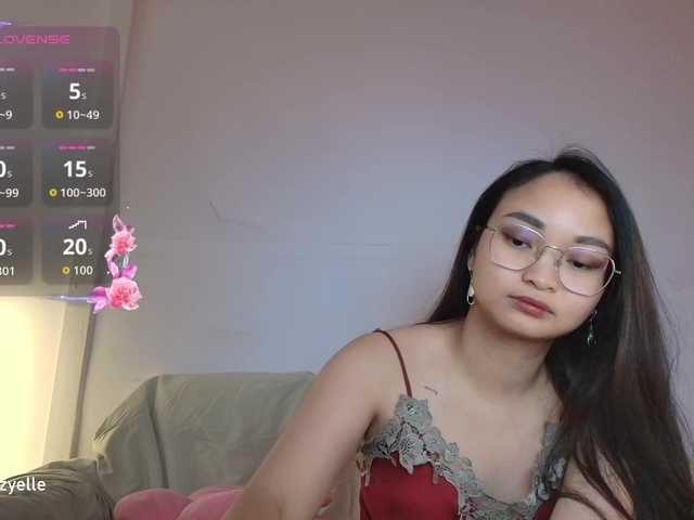 RozyBlack live cam on BongaCams