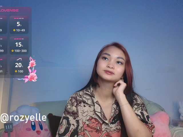 RozyBlack live cam on BongaCams