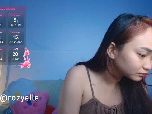 RozyBlack live cam on BongaCams