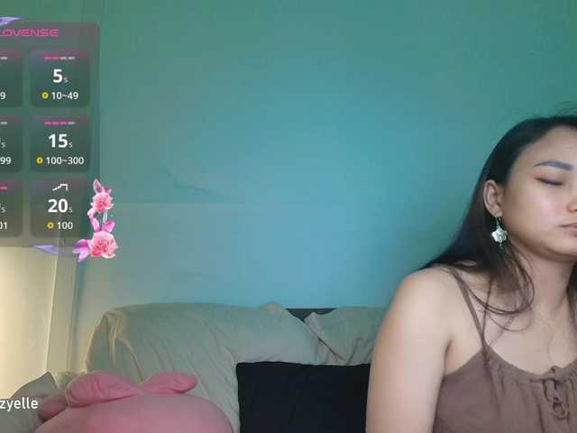 RozyBlack live webcam show