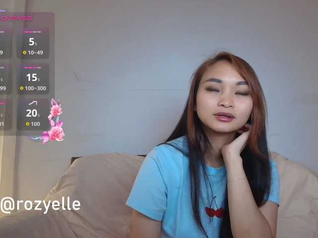 RozyBlack live cam on BongaCams