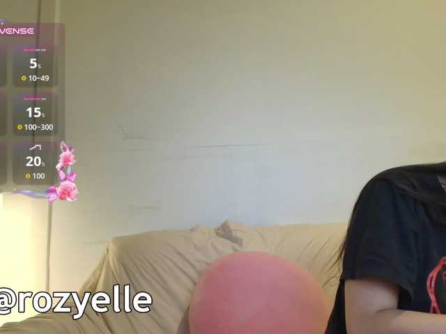 RozyBlack live cam on BongaCams