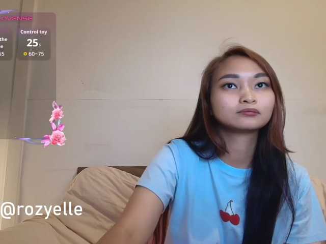 RozyBlack live cam on BongaCams