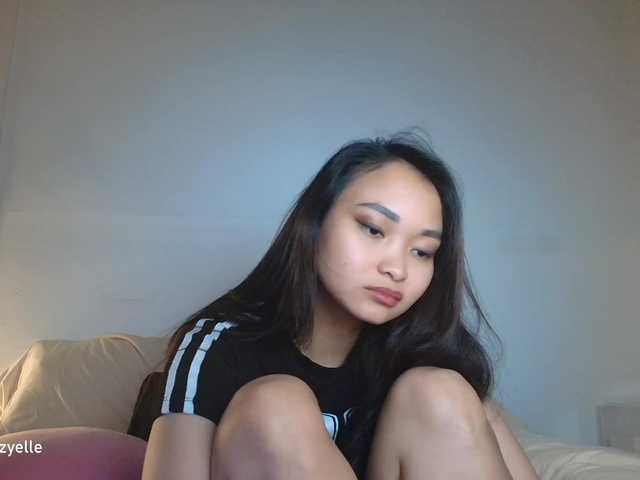 RozyBlack live cam on BongaCams