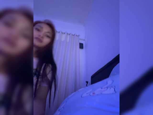 RozyBlack live cam on BongaCams