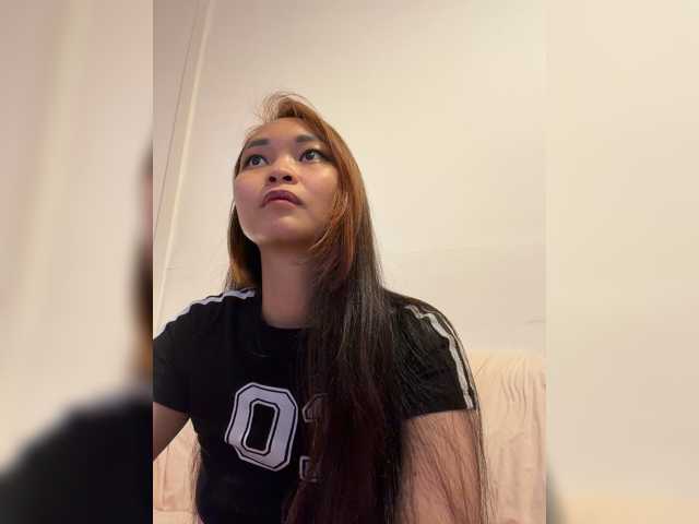 RozyElle live cam preview