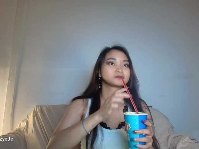 RozyBlack live cam on BongaCams
