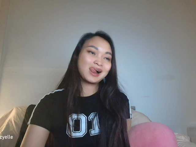 RozyBlack live cam on BongaCams