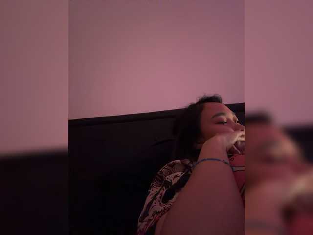 RozyBlack live cam on BongaCams