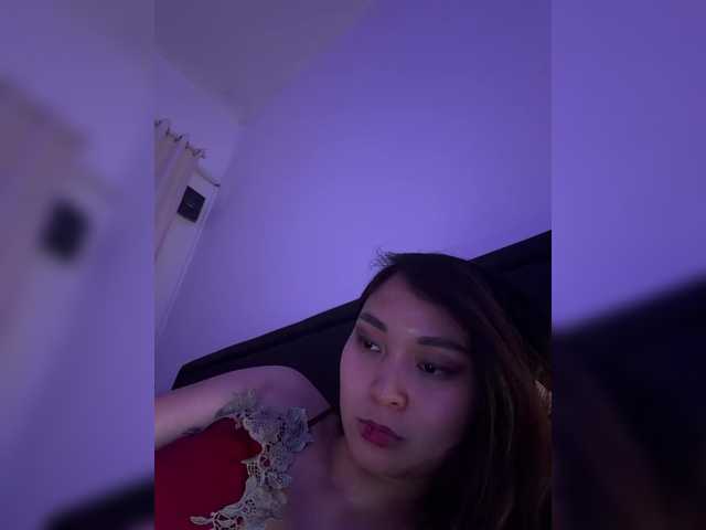RozyBlack live cam on BongaCams