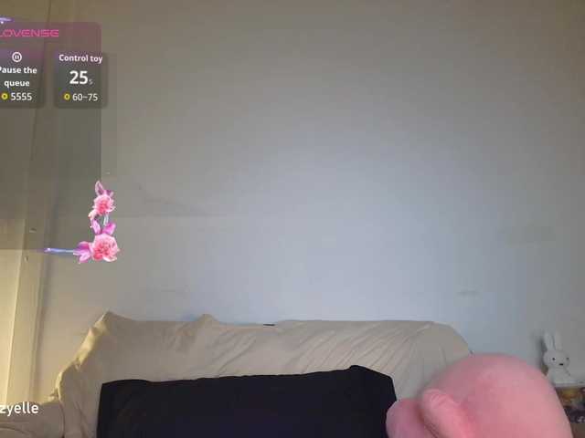 RozyBlack live cam on BongaCams