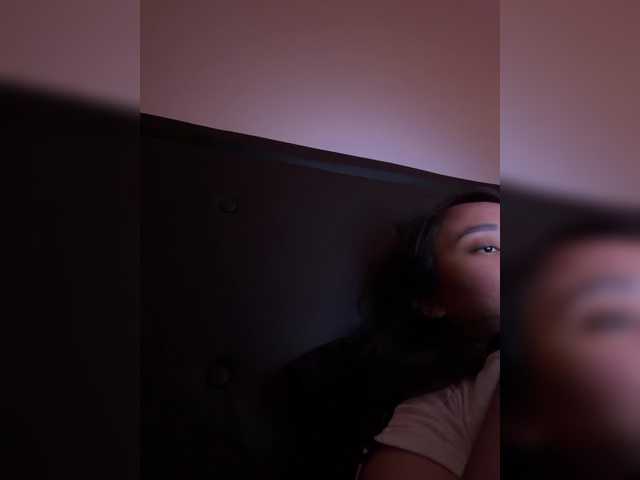 RozyBlack live cam on BongaCams