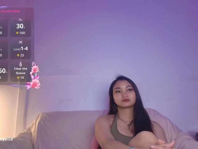 RozyBlack live cam on BongaCams