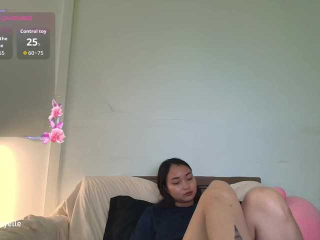 RozyBlack live cam on BongaCams