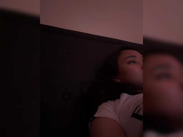 RozyBlack live cam on BongaCams