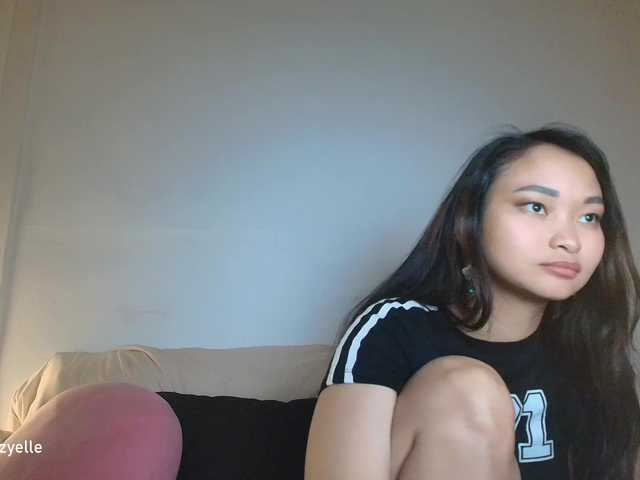 RozyBlack live cam on BongaCams