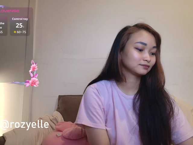 RozyBlack live cam on BongaCams