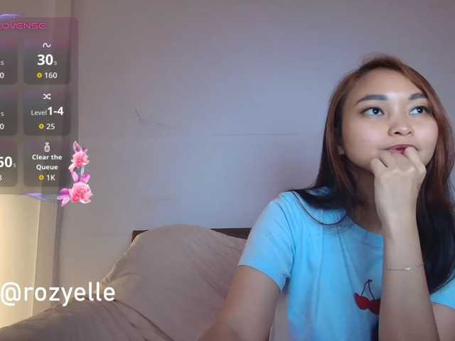 RozyBlack, en directo ahora en BongaCams