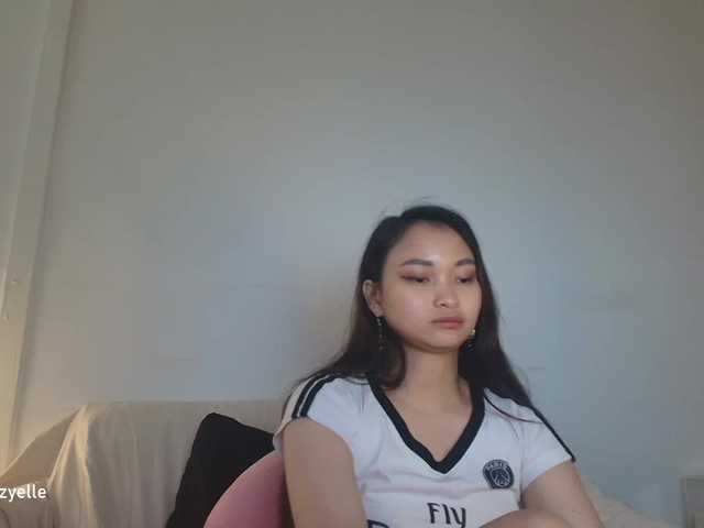 RozyBlack live cam on BongaCams