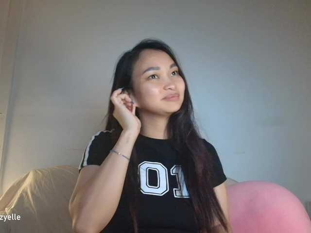 RozyBlack live cam on BongaCams
