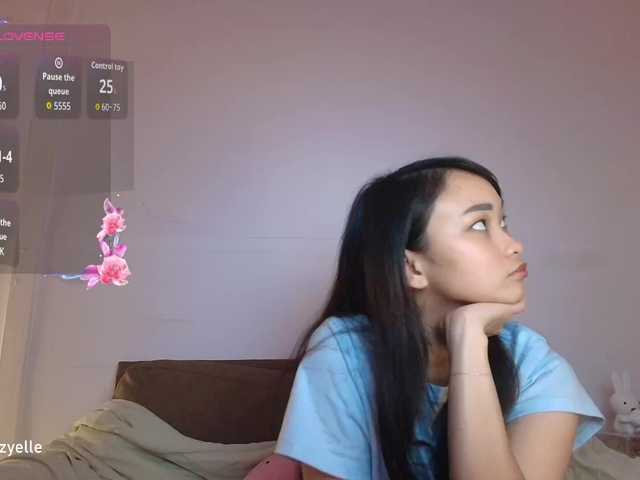 RozyBlack live cam on BongaCams