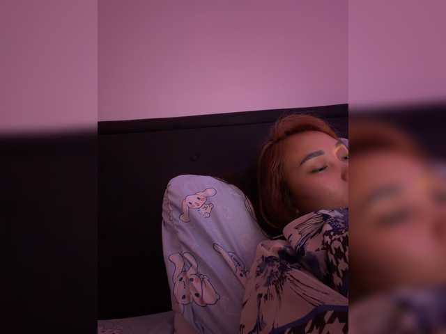 RozyBlack live cam on BongaCams