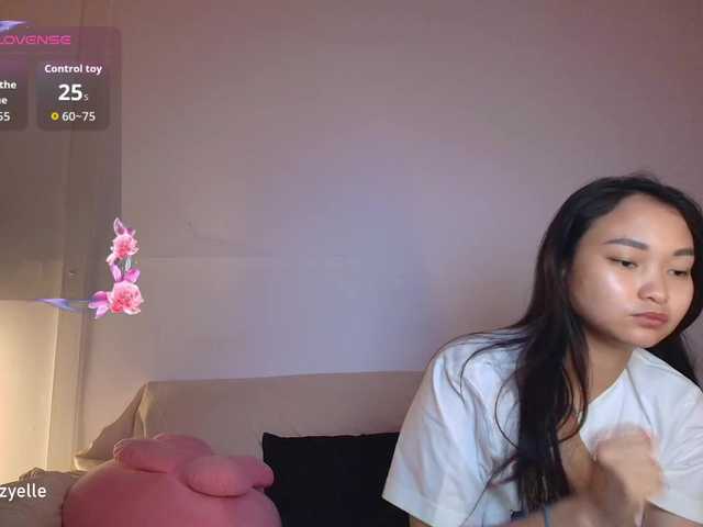 RozyBlack live cam on BongaCams