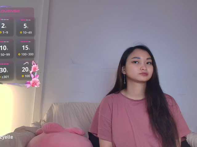 RozyBlack live cam on BongaCams