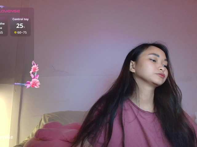 RozyBlack live cam on BongaCams