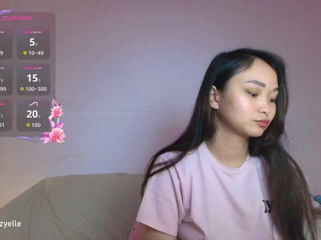 RozyBlack live cam on BongaCams