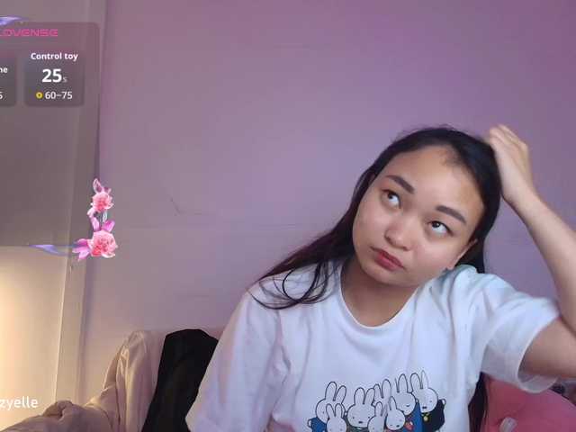 RozyBlack live cam on BongaCams