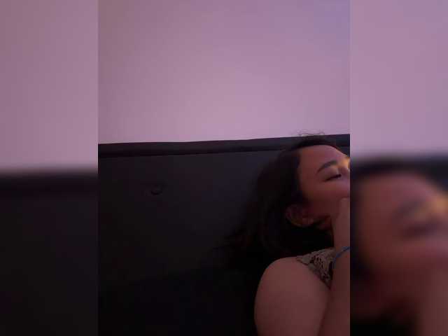 RozyBlack live cam on BongaCams