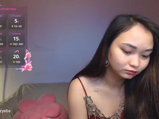 RozyBlack live cam on BongaCams
