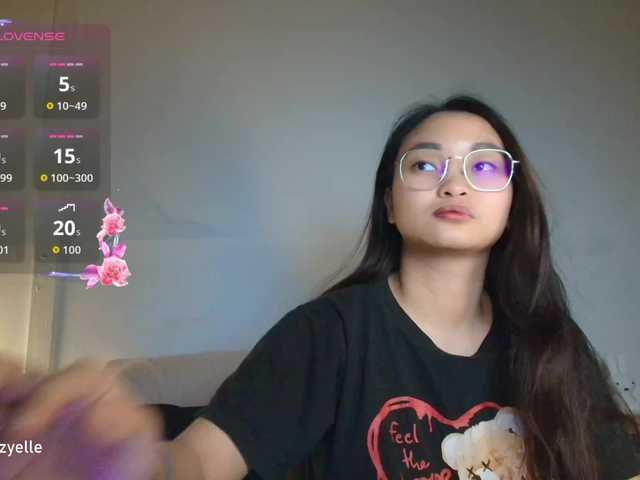 RozyBlack live cam on BongaCams
