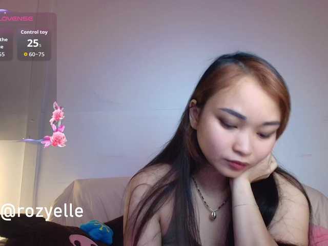 RozyBlack live cam on BongaCams