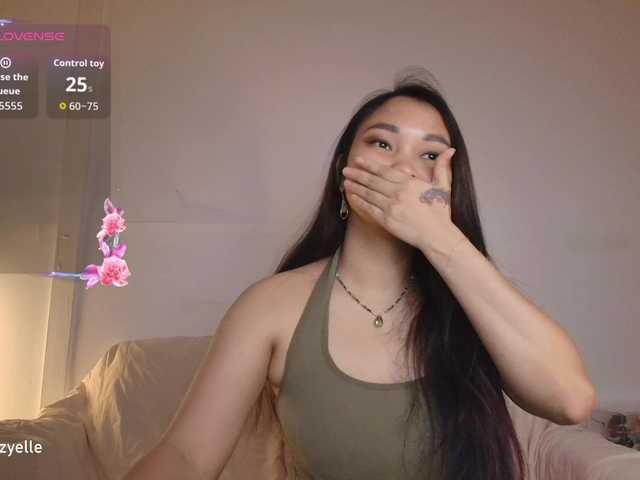 RozyBlack live cam on BongaCams