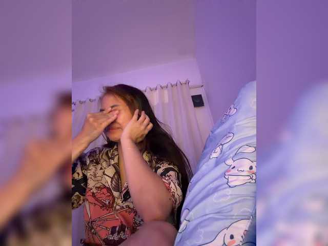 RozyBlack live cam on BongaCams