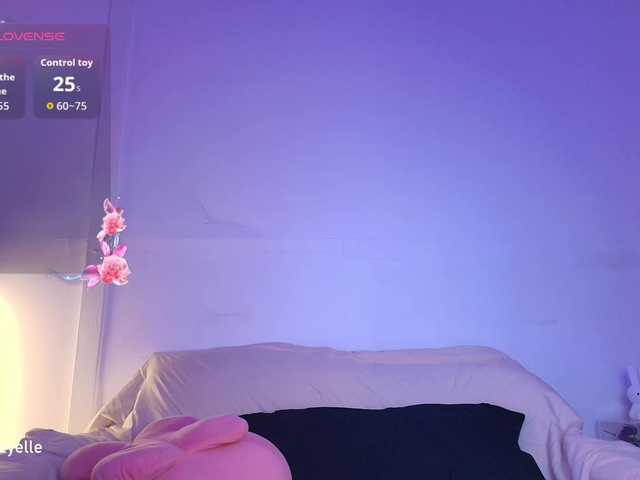RozyBlack live cam on BongaCams