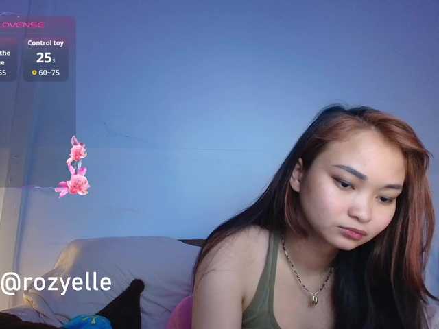 RozyBlack live cam on BongaCams