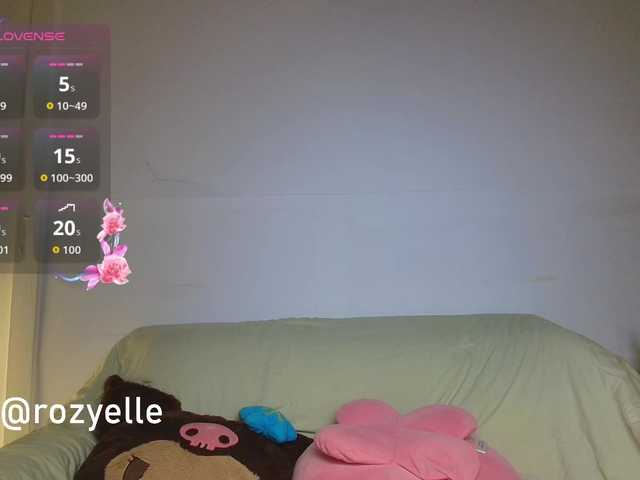 RozyBlack live cam on BongaCams