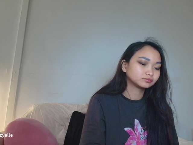 RozyBlack live cam on BongaCams