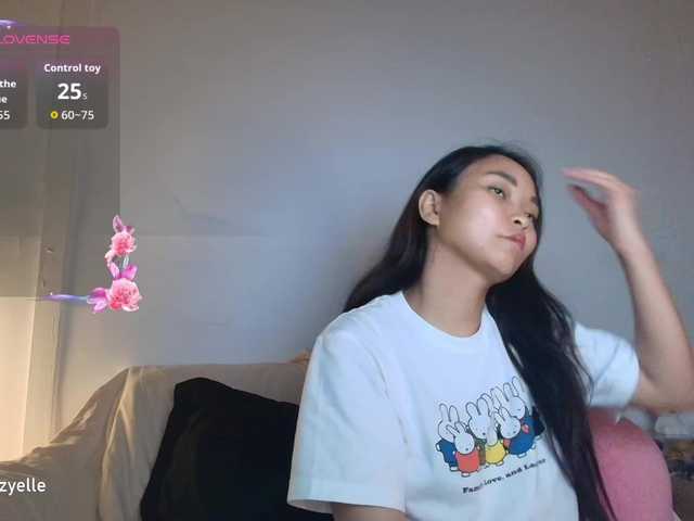 RozyBlack live cam on BongaCams